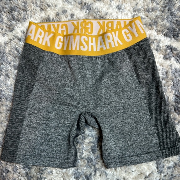 Gymshark set - Picture 4 of 5